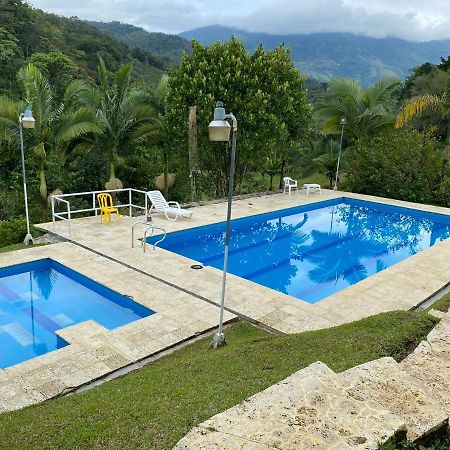 Alojamiento Campestre. San Carlos, Antioquia.酒店 外观 照片
